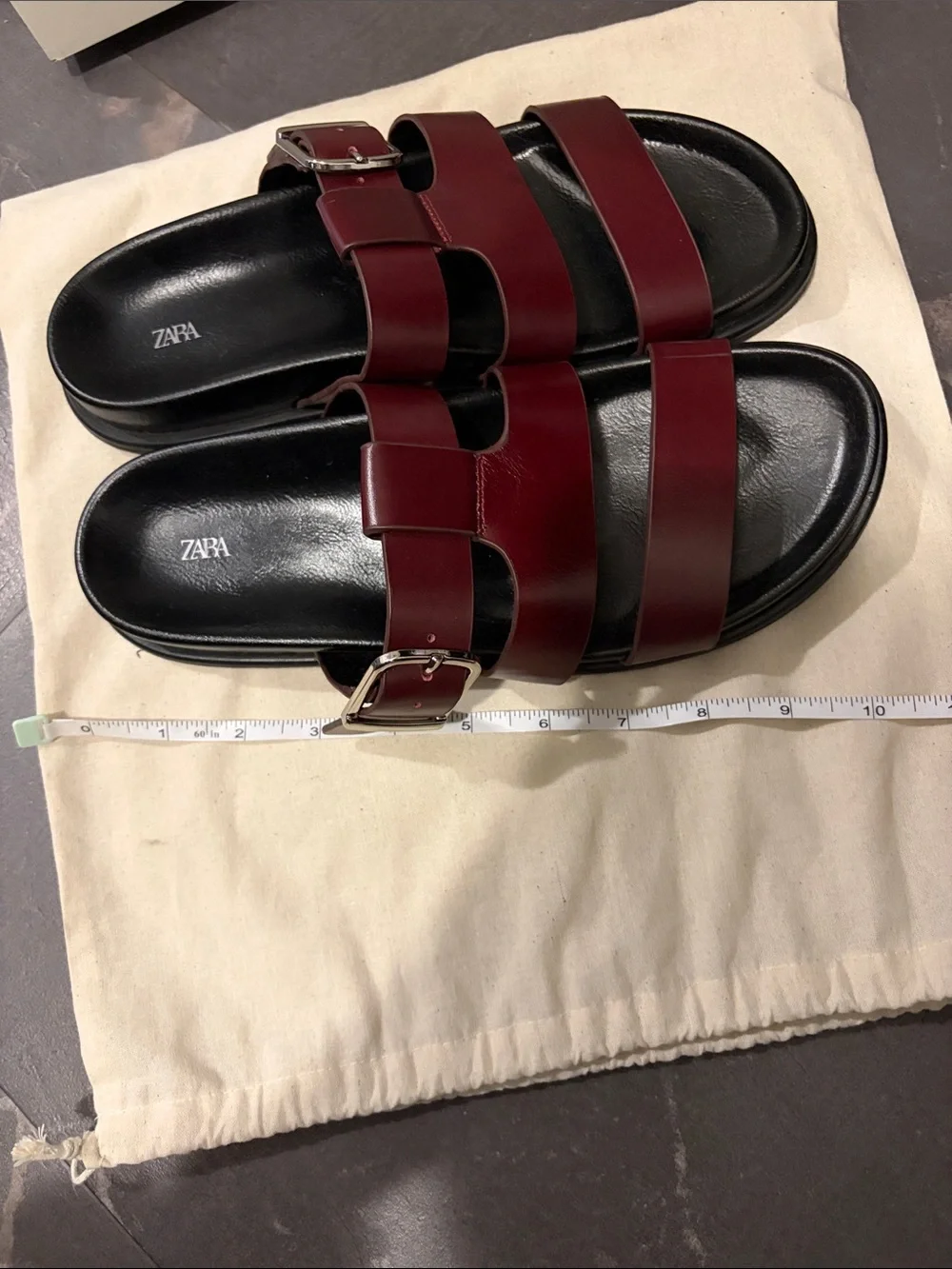 Zara Burgundy Red Flat Sandals with Leather Straps - Picture 4 of 4